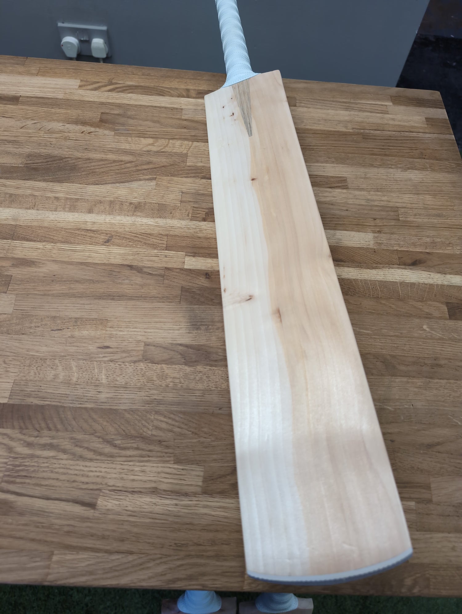 Sh 2.9 net bat -please see pictures( no warranty )