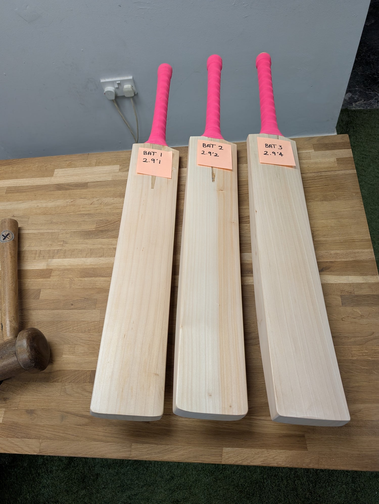 Grade 1 full profile cricket bat