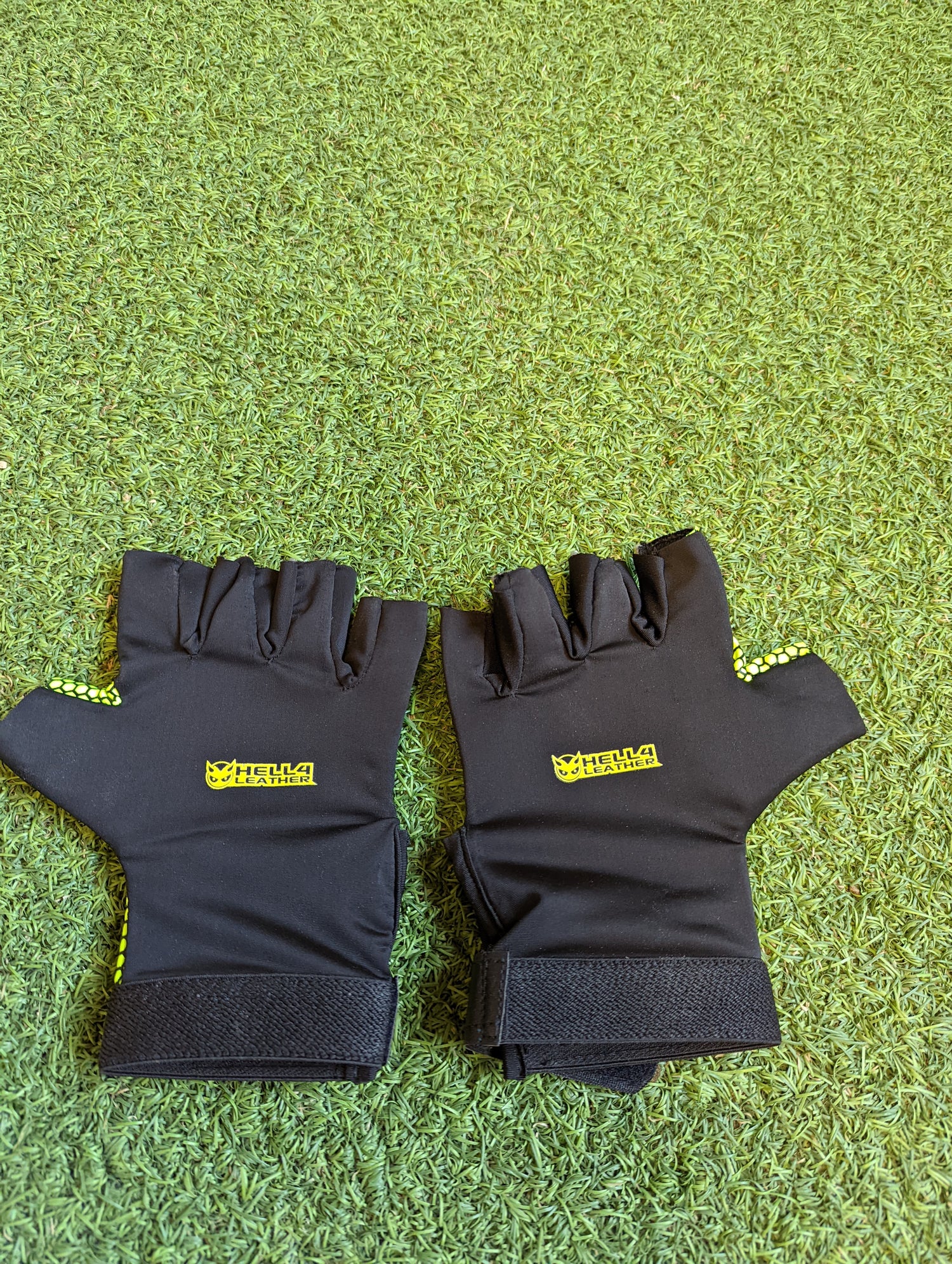 Catching /practice gloves