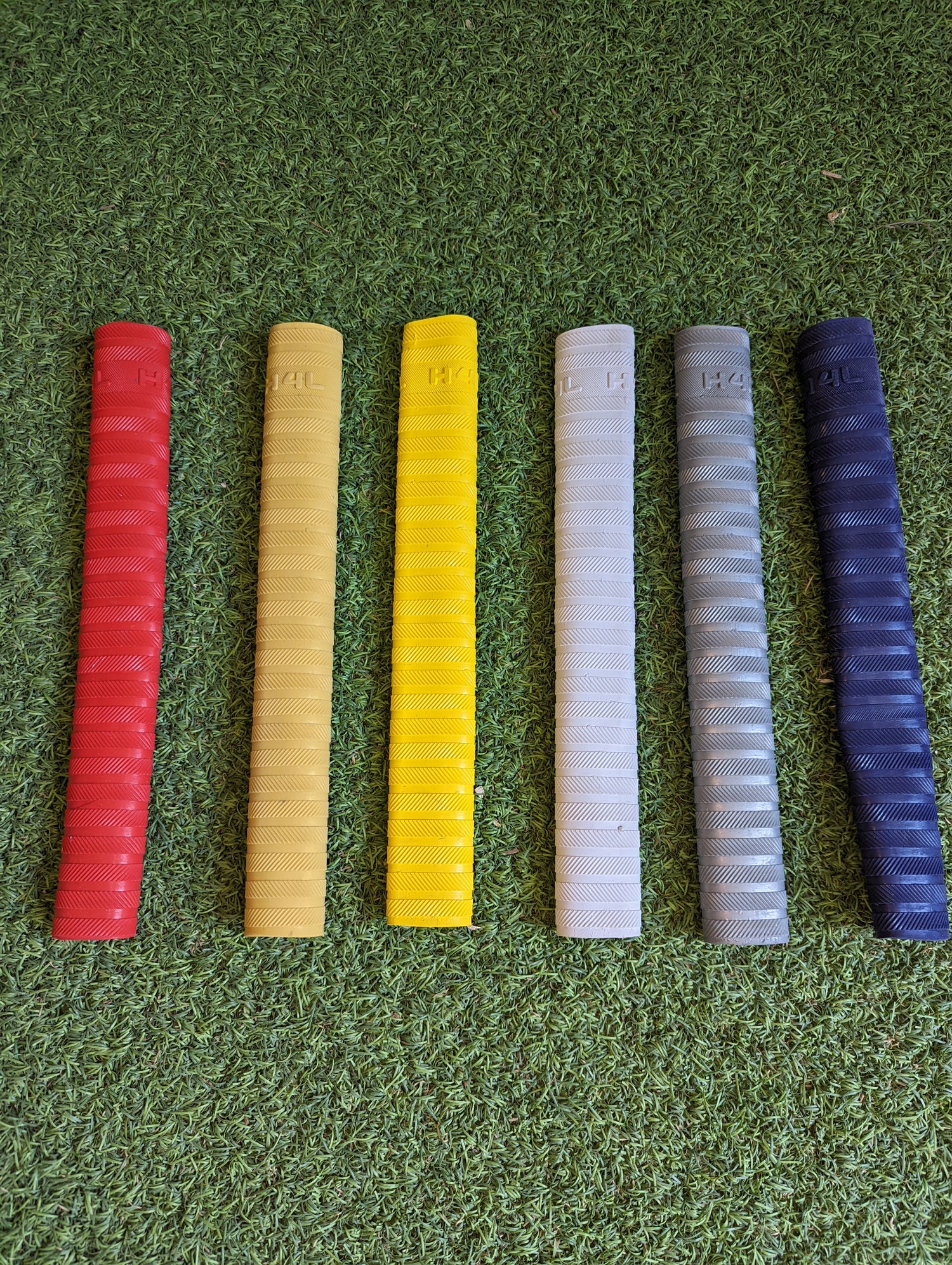 H4l branded players grip