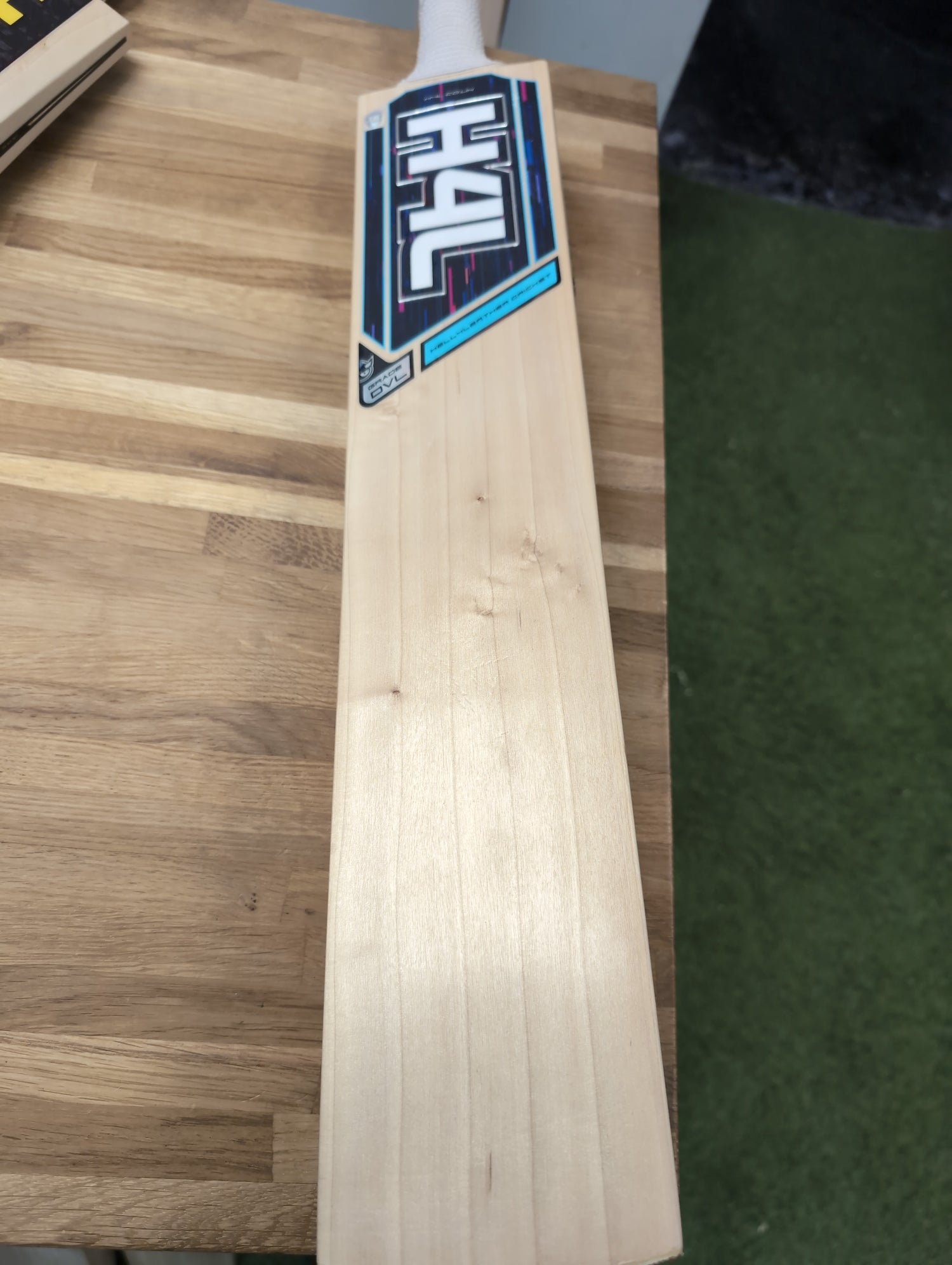 Devil sh bats 2.9 -2.11