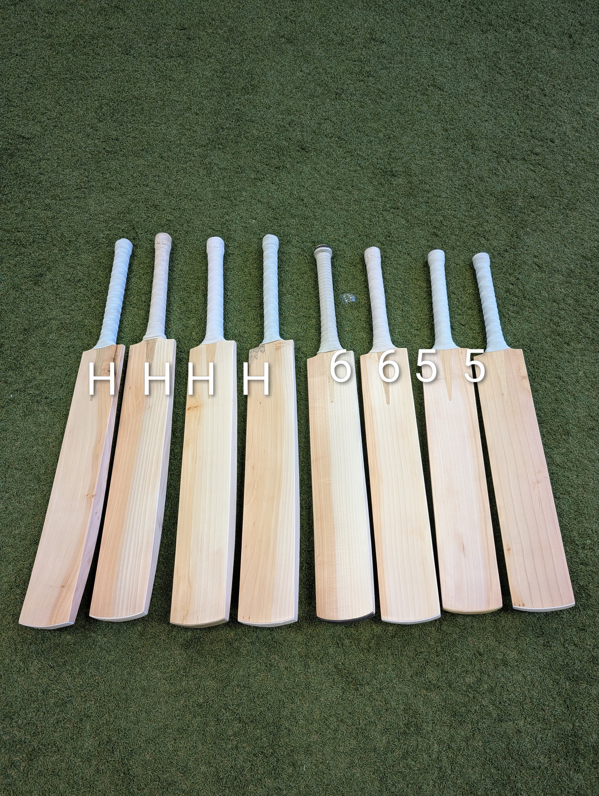 8 x Junior Reject bats (4 x H, 2 x S6 2x S5)