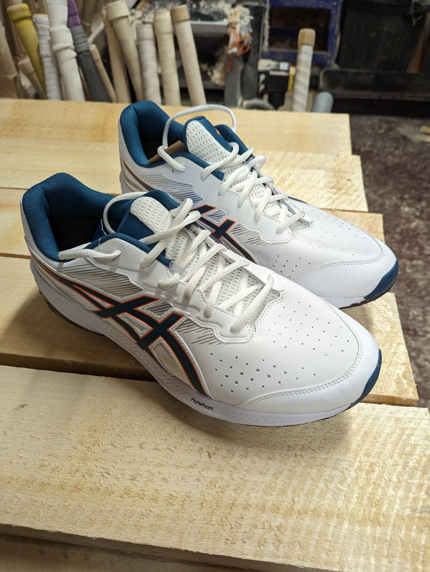 Asics gt 1000 le 2