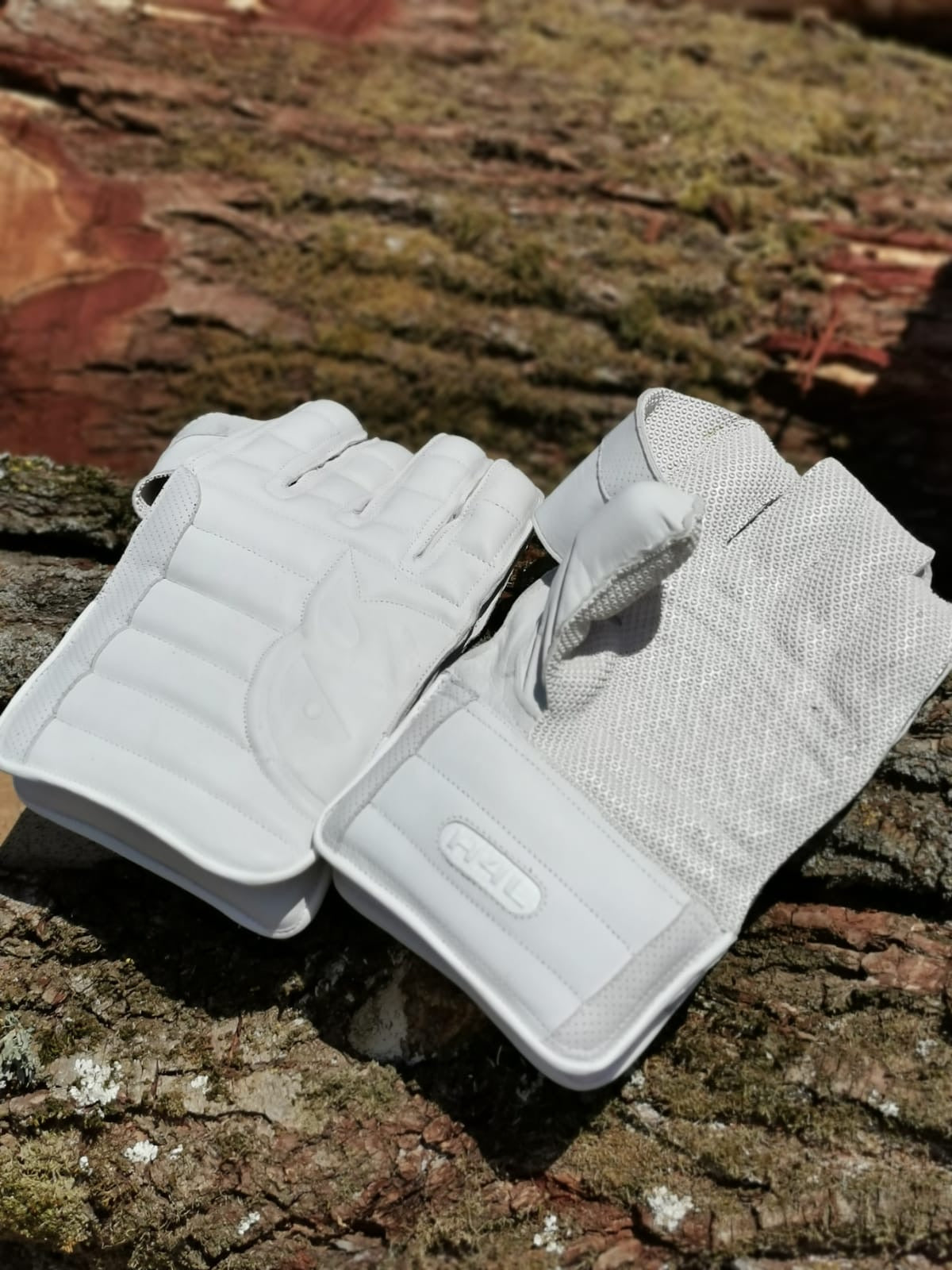 Elite Pro Tech Wicket Keeping Gloves